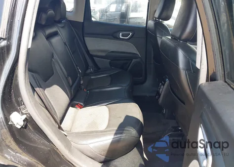 2022 Jeep Compass Latitude Fwd из США, поврежденный, VIN 3C4NJCBB6NT137361